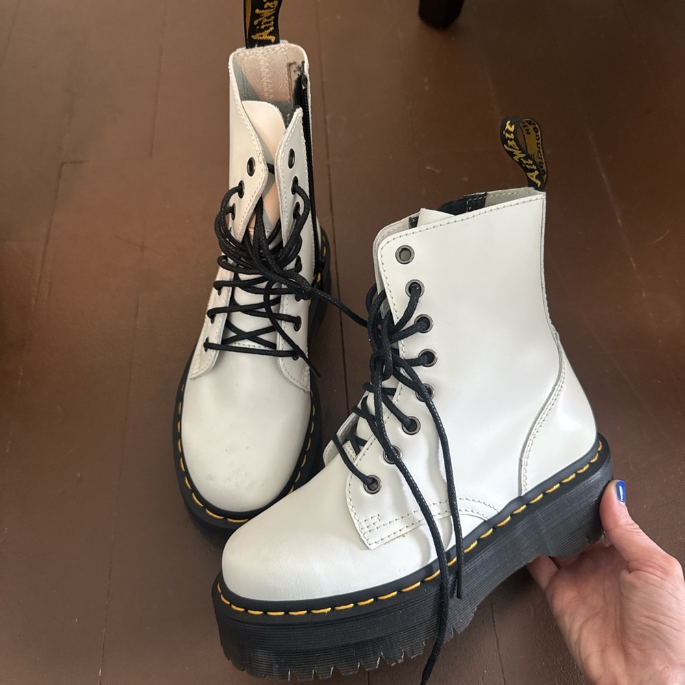 Jadon Dr. Marten Platform Boots